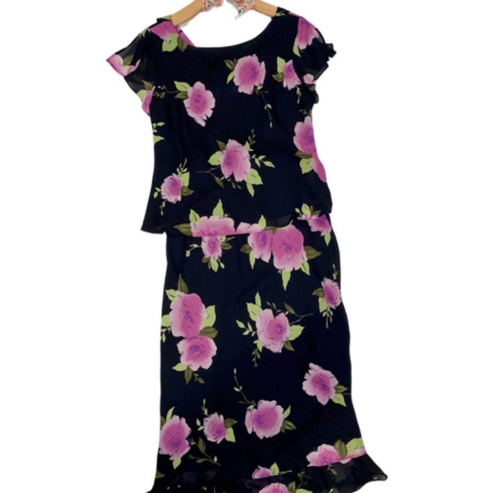 Studio One Black Midi Blouse Skirt combo with Pink Floral Print - size 14 / 16